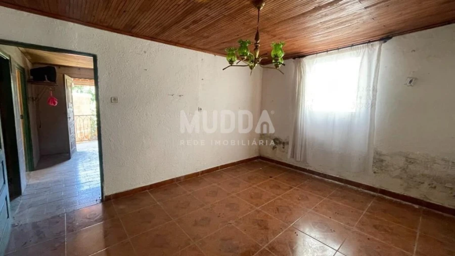 Moradia T2 para Venda em Noura e Palheiros Foto 9