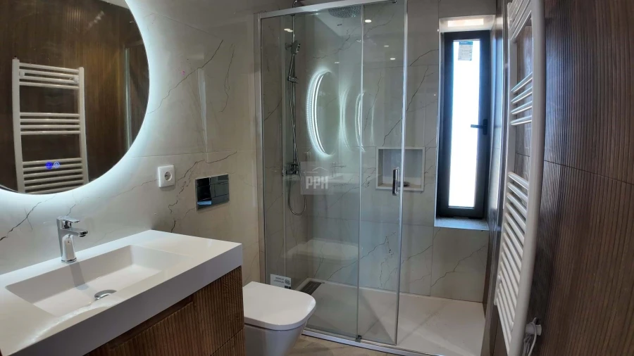 Apartamento T2 para Venda em Albufeira e Olhos de Água Foto 7