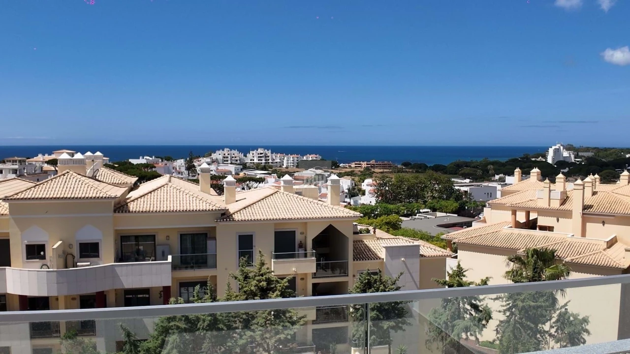 Apartamento T2 para Venda em Albufeira e Olhos de Água Foto 13