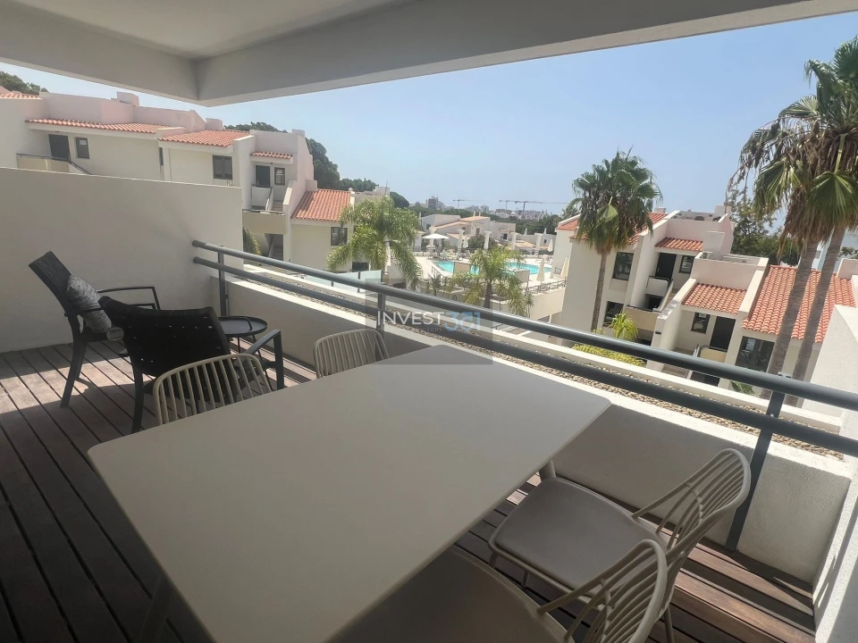 Apartamento T2 para Venda em Quarteira Foto 2