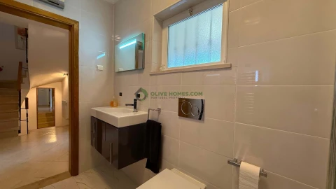 Moradia T4 para Venda em Quarteira