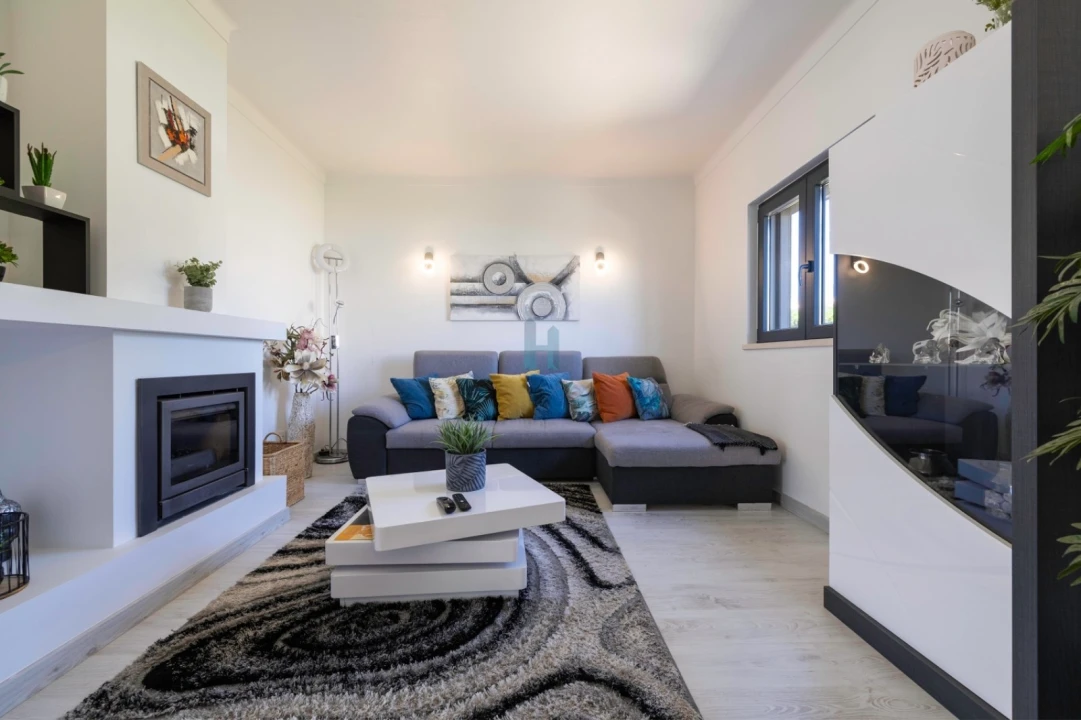 Moradia T5 para Venda em Armação de Pera Foto 32