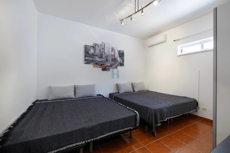 Moradia T5 para Venda em Armação de Pera Foto 31