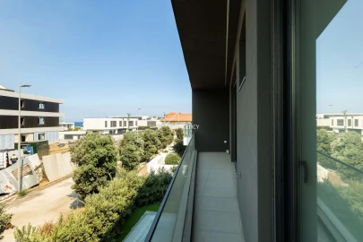 Moradia T4 para Arrendamento em Canidelo