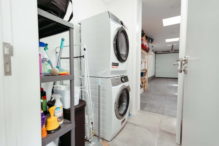 Moradia T4 para Arrendamento em Canidelo Foto 37