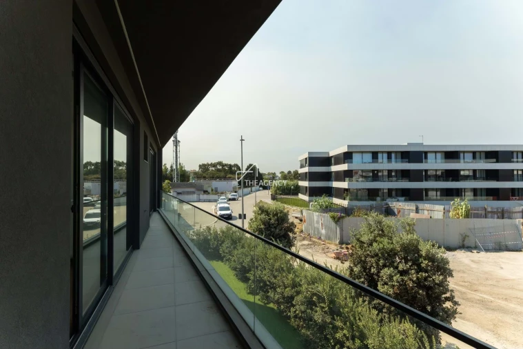 Moradia T4 para Arrendamento em Canidelo Foto 39