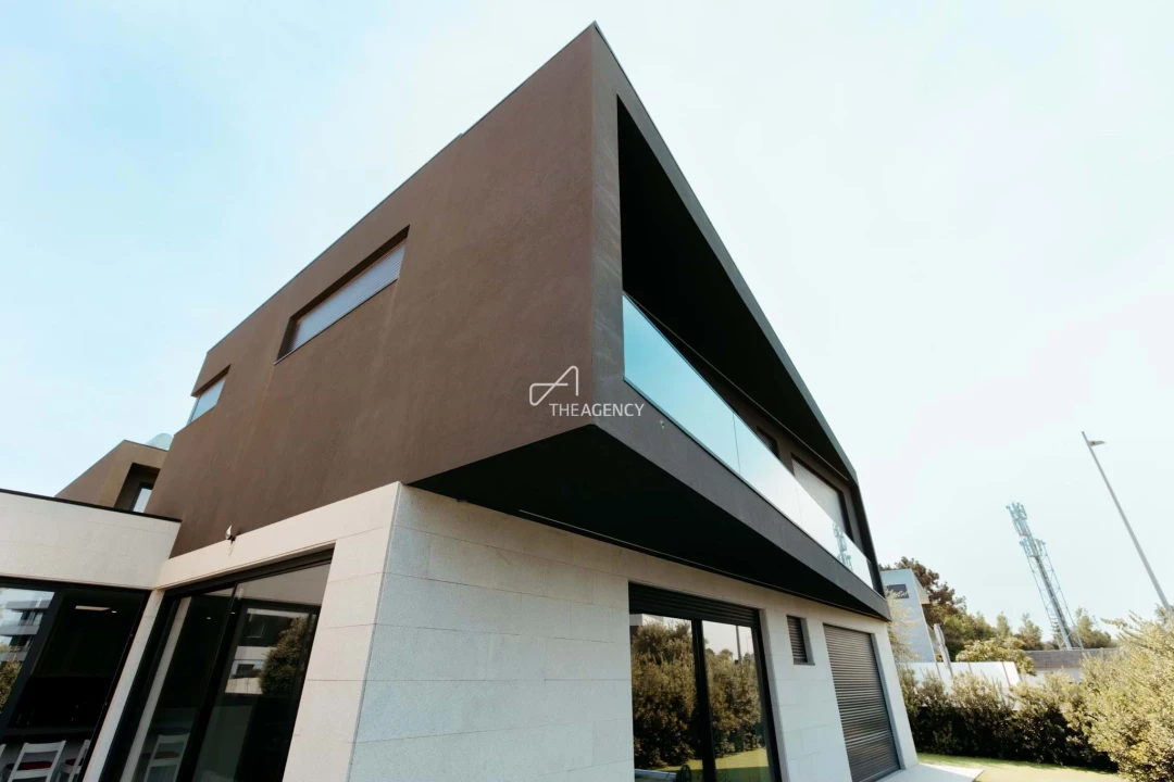 Moradia T4 para Arrendamento em Canidelo Foto 4