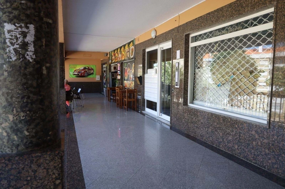 Negócio para Venda em Cacém e São Marcos Foto 3