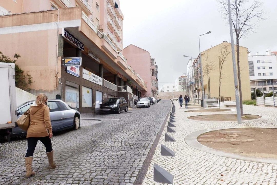 Negócio para Venda em Cacém e São Marcos Foto 8