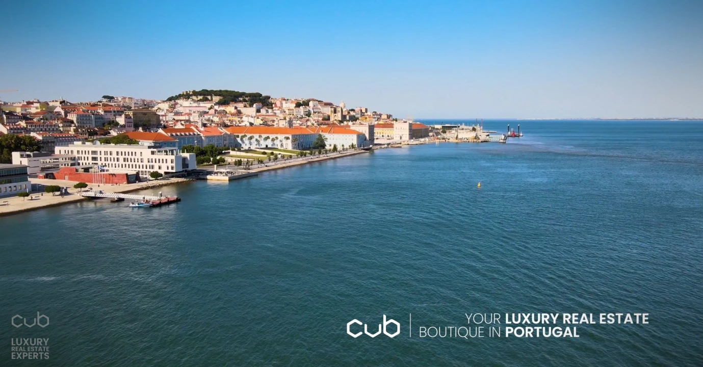 Apartamento T2 para Arrendamento em Santa Maria Maior Foto 19