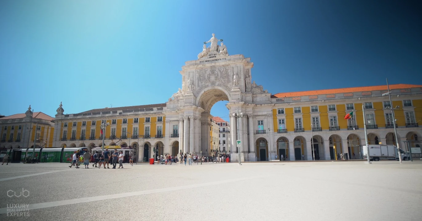 Apartamento T2 para Arrendamento em Santa Maria Maior Foto 21
