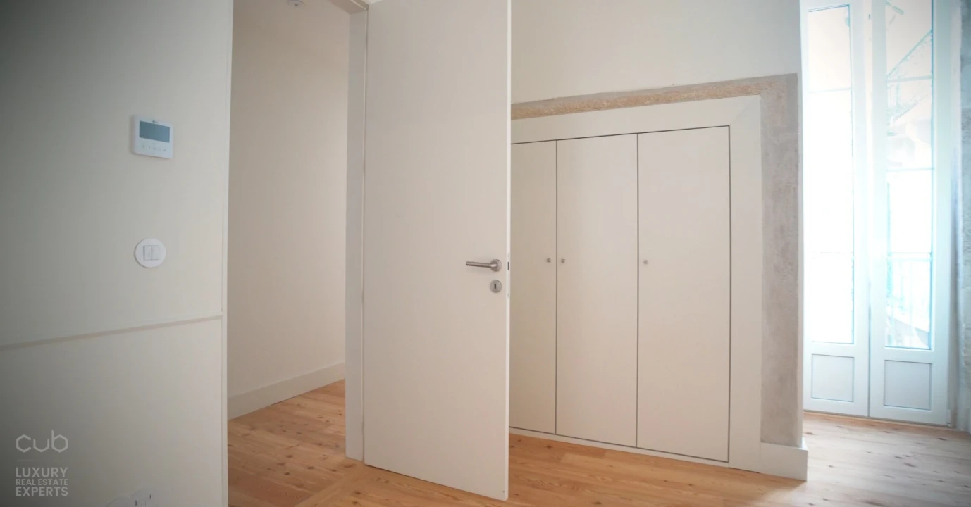 Apartamento T2 para Arrendamento em Santa Maria Maior Foto 13