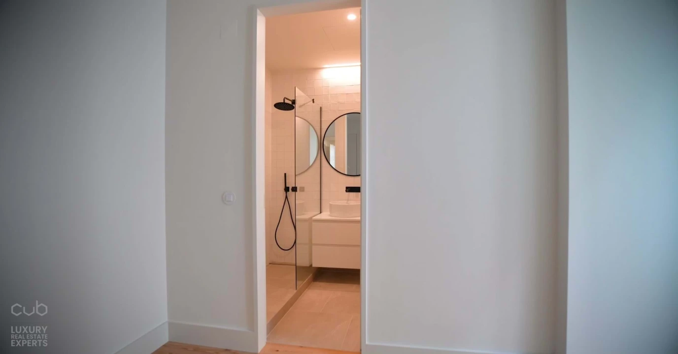 Apartamento T2 para Arrendamento em Santa Maria Maior Foto 9