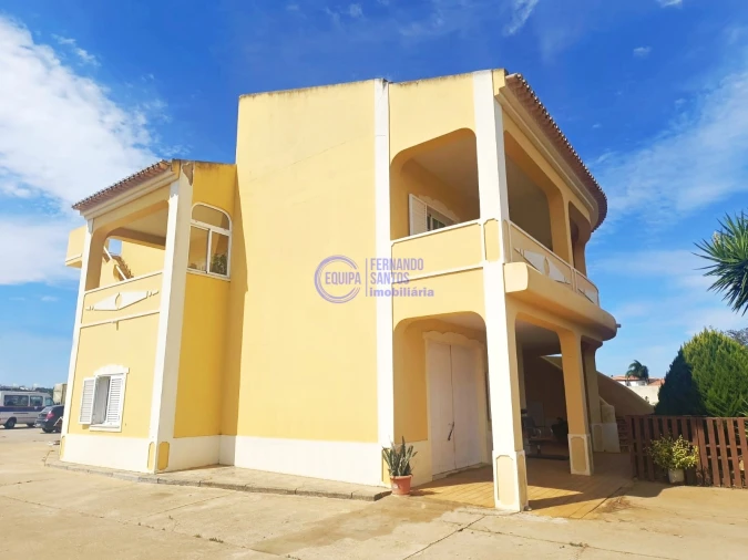 Moradia T4 para Venda em Silves Foto 5