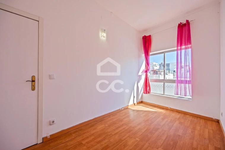 Prédio para Venda em Portimão Foto 11