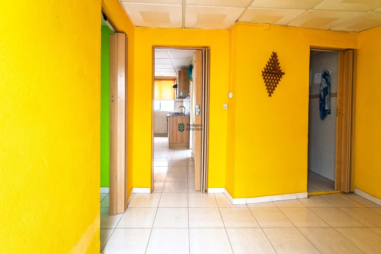 Prédio para Venda em Alvor Foto 32