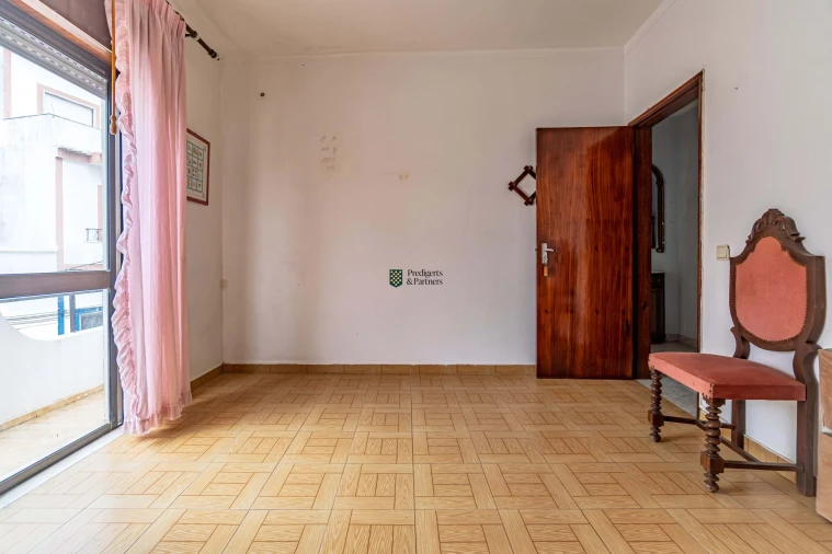 Prédio para Venda em Alvor Foto 18