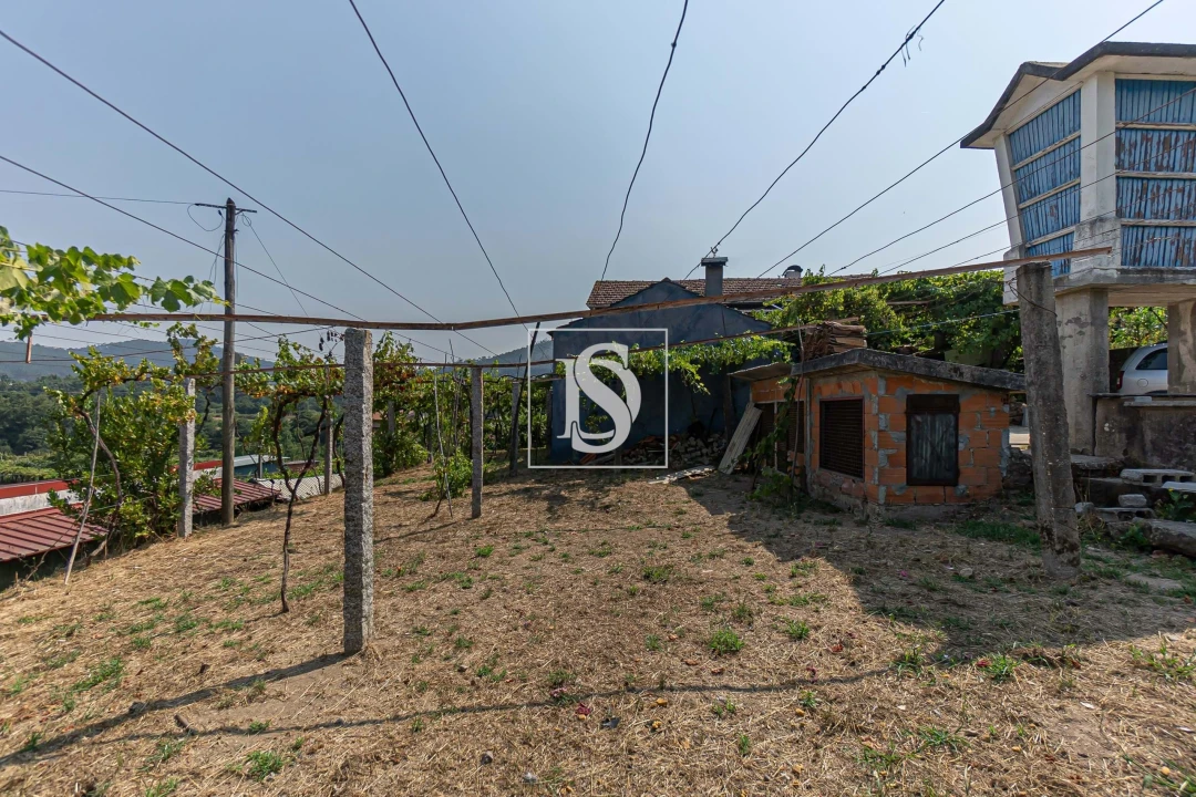 Moradia T1 para Venda em Ossela Foto 28