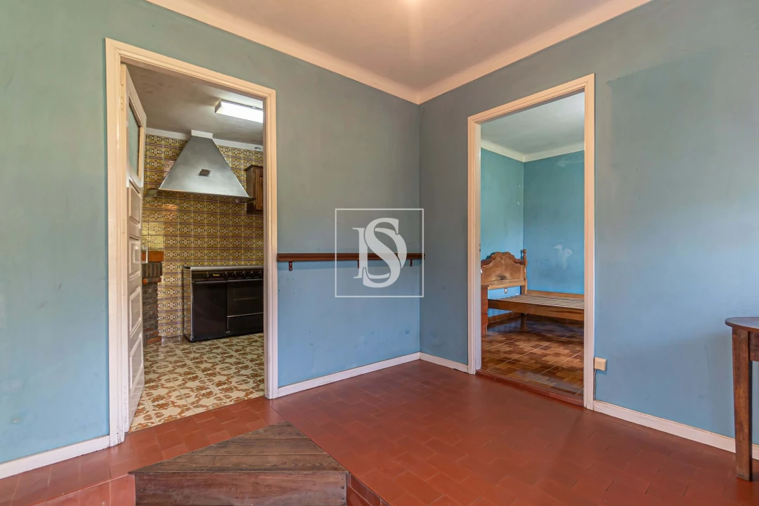 Moradia T1 para Venda em Ossela Foto 4