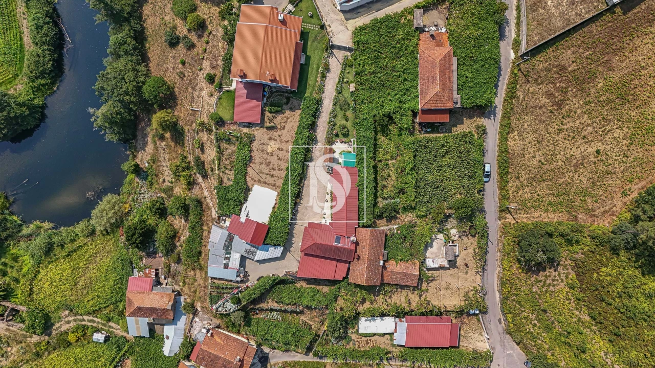 Moradia T1 para Venda em Ossela Foto 34