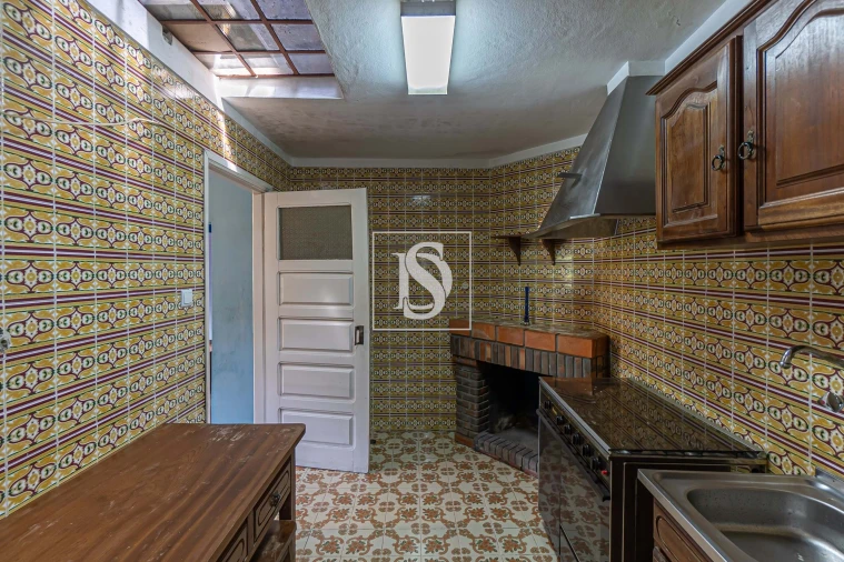 Moradia T1 para Venda em Ossela Foto 3