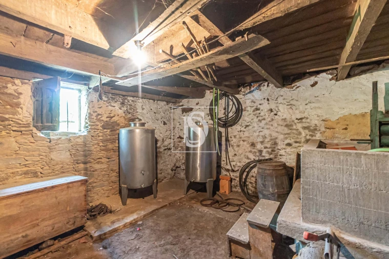 Moradia T1 para Venda em Ossela Foto 21