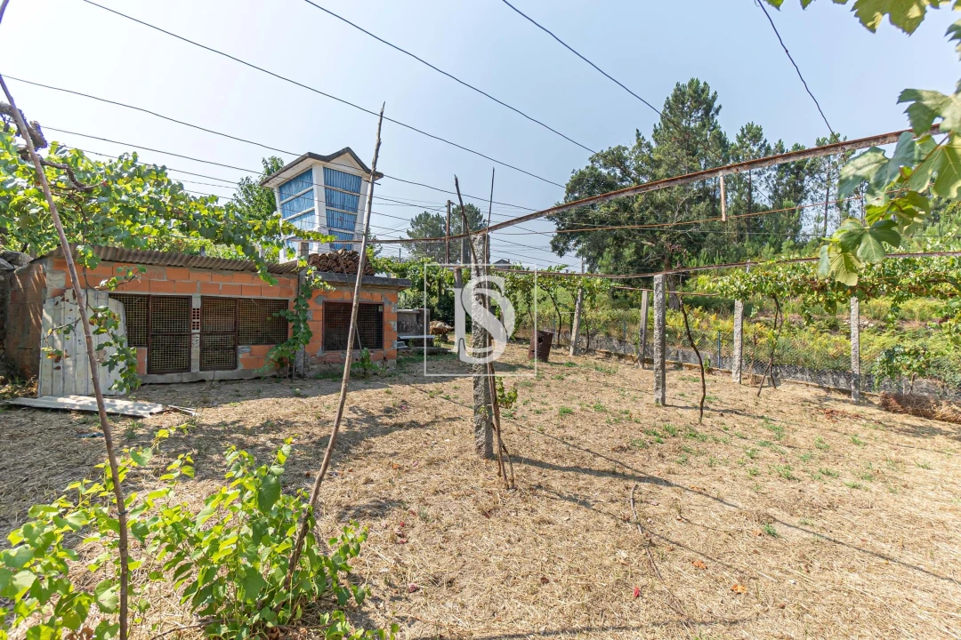 Moradia T1 para Venda em Ossela Foto 25