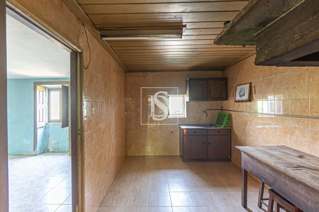 Moradia T1 para Venda em Ossela Foto 14