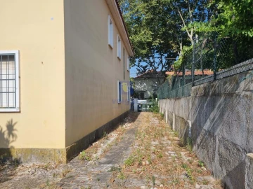 Moradia T6 para Venda em Benfica