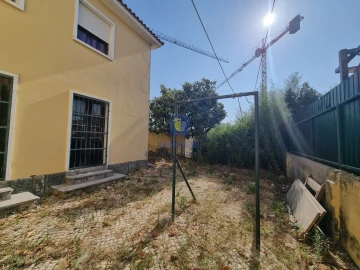 Moradia T6 para Venda em Benfica