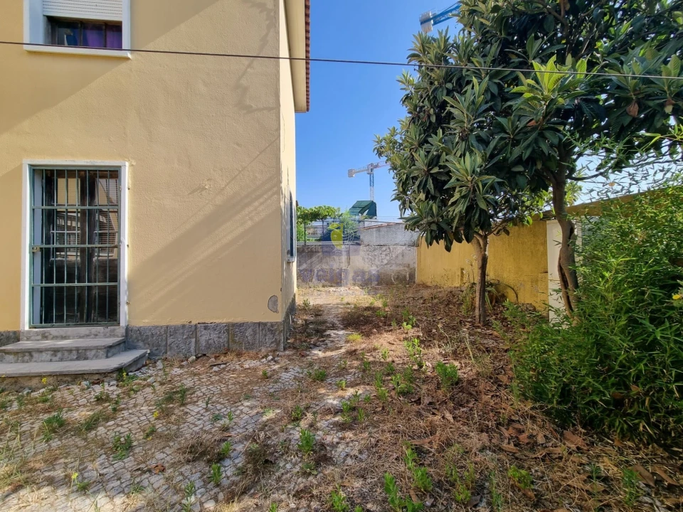Moradia T6 para Venda em Benfica Foto 59