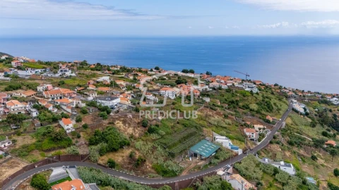 Moradia T3 para Venda em Arco da Calheta