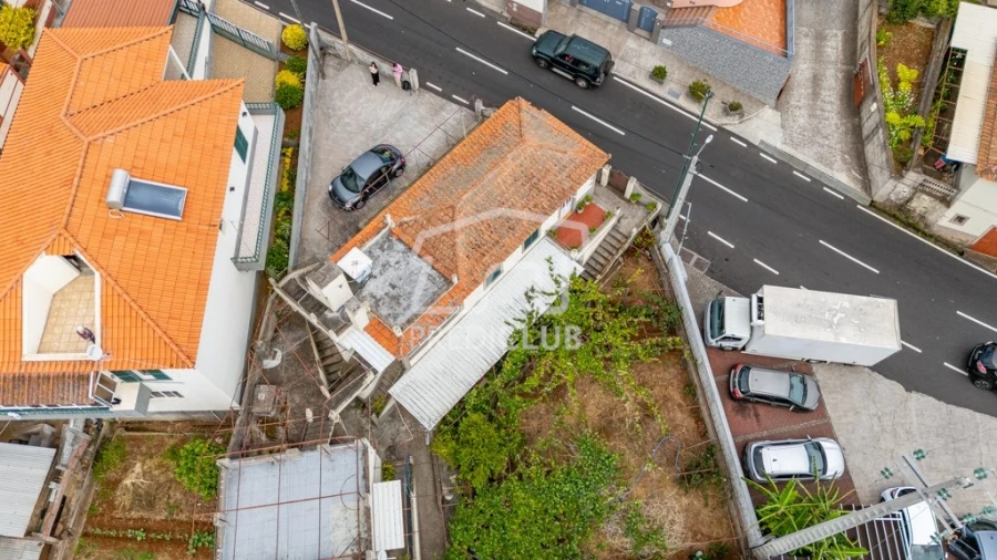 Moradia T3 para Venda em Arco da Calheta Foto 15