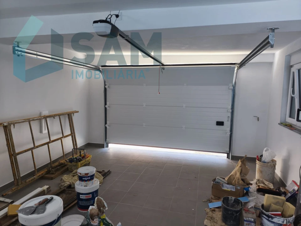 Moradia T3 para Venda em Maxial e Monte Redondo Foto 40