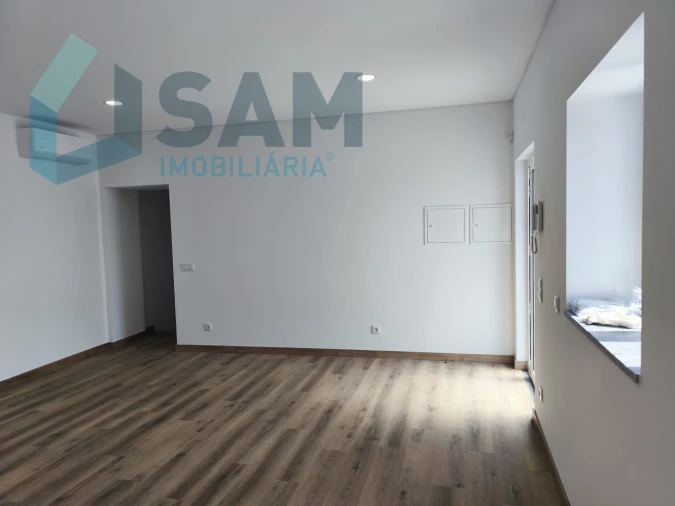 Moradia T3 para Venda em Maxial e Monte Redondo Foto 20