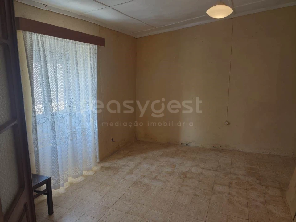 Moradia T2 para Venda em Santa Vitória e Mombeja Foto 5