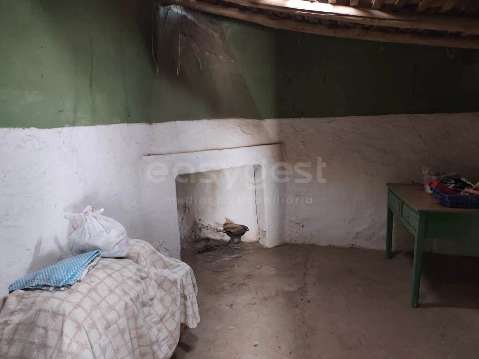 Moradia T2 para Venda em Santa Vitória e Mombeja Foto 10