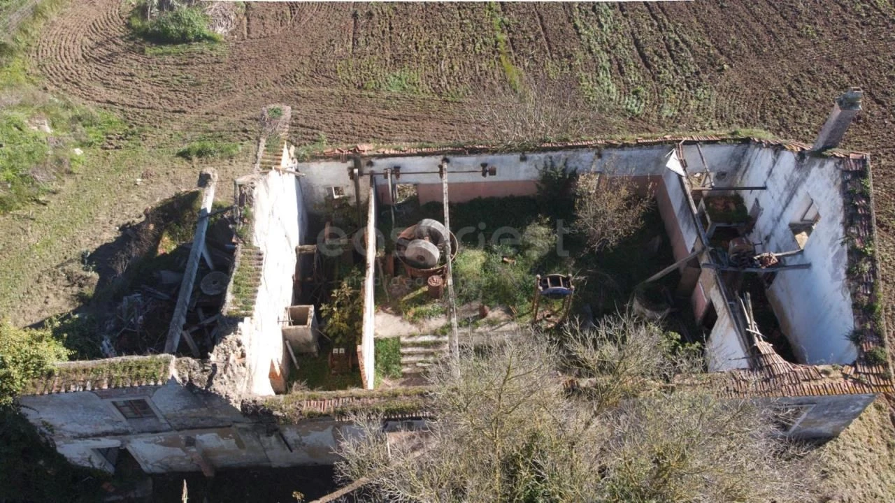Terreno para Venda em Rio Maior Foto 1