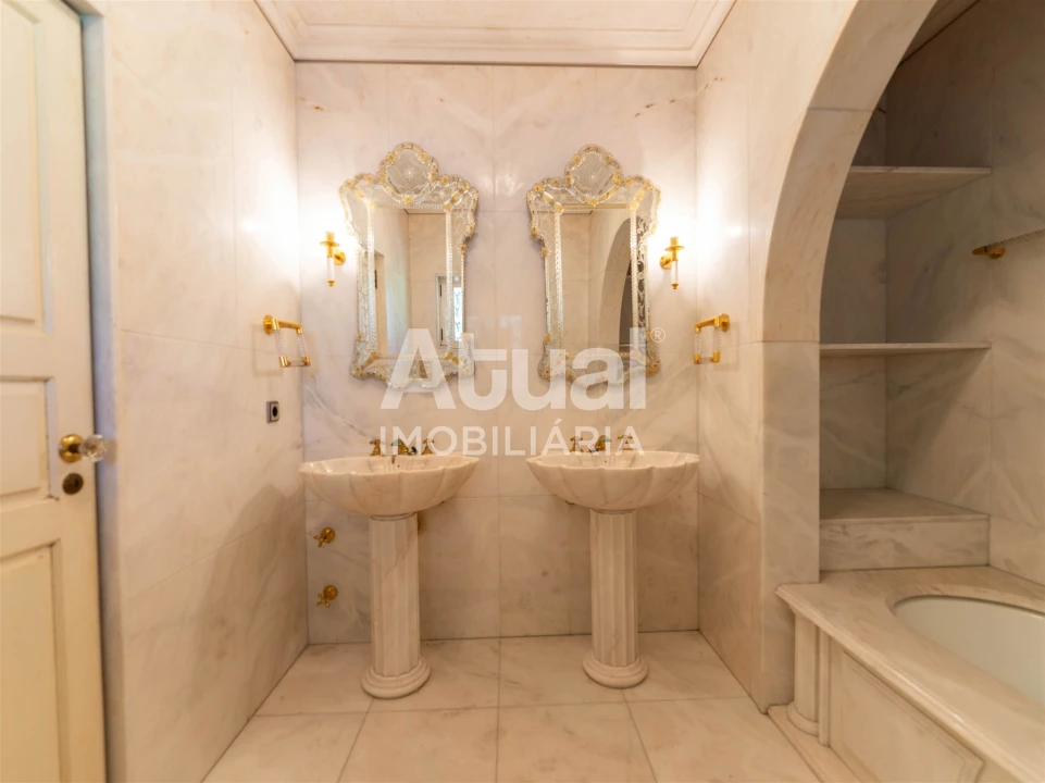 Moradia T5 para Venda em Moreira de Conegos Foto 25