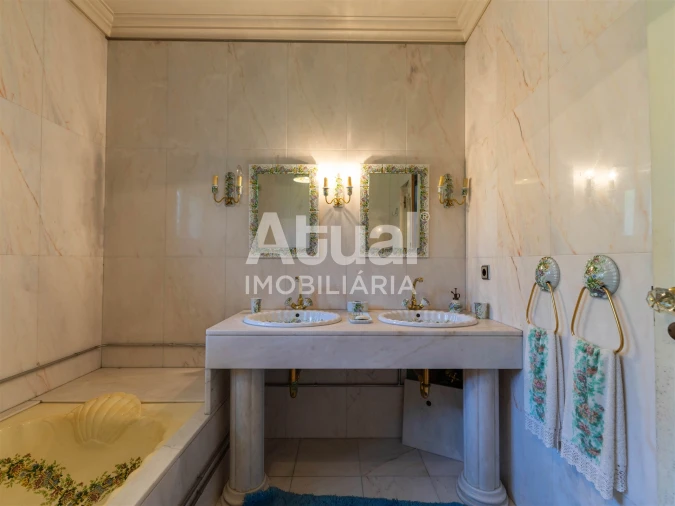 Moradia T5 para Venda em Moreira de Conegos Foto 69