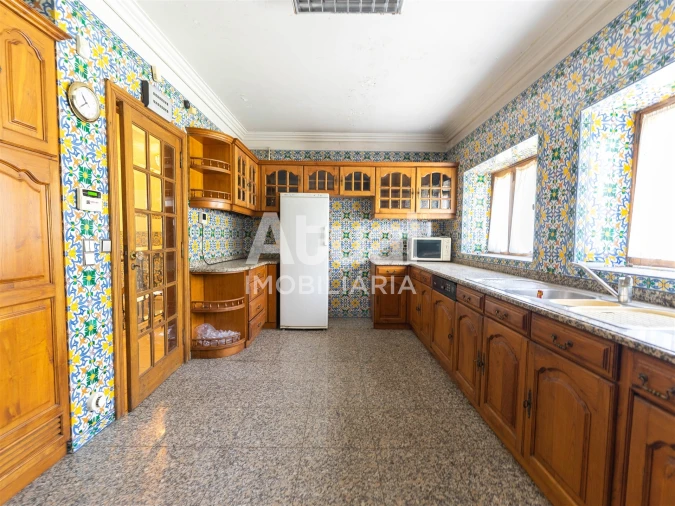 Moradia T5 para Venda em Moreira de Conegos Foto 38