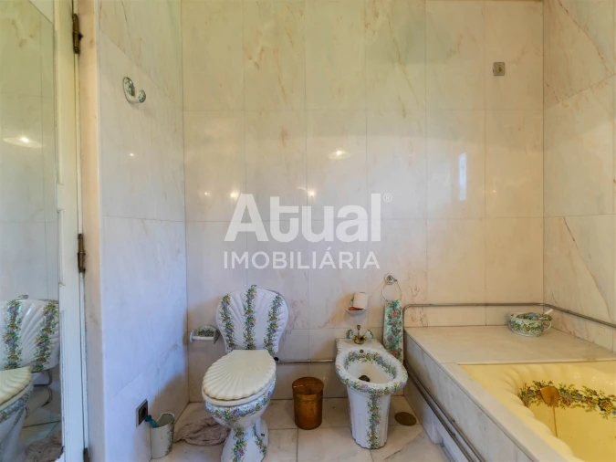 Moradia T5 para Venda em Moreira de Conegos Foto 70