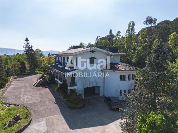 Moradia T5 para Venda em Moreira de Conegos Foto 6