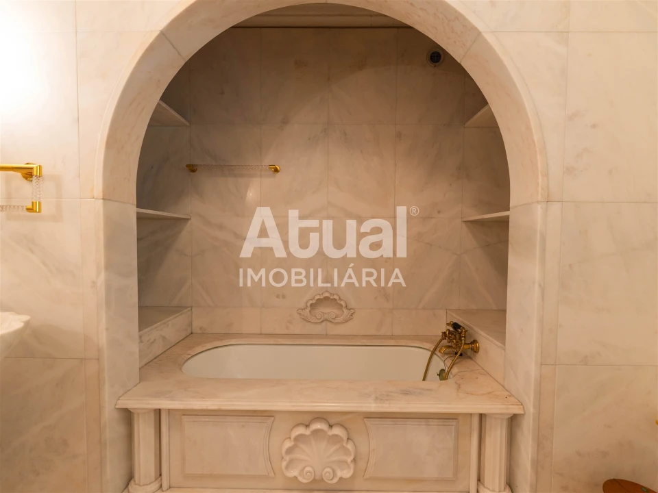 Moradia T5 para Venda em Moreira de Conegos Foto 23