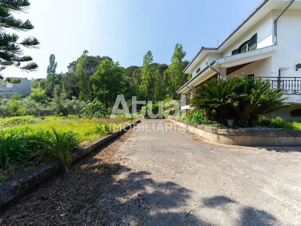 Moradia T5 para Venda em Moreira de Conegos Foto 126