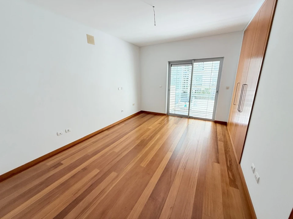 Apartamento T3 para Venda em São Martinho Foto 9