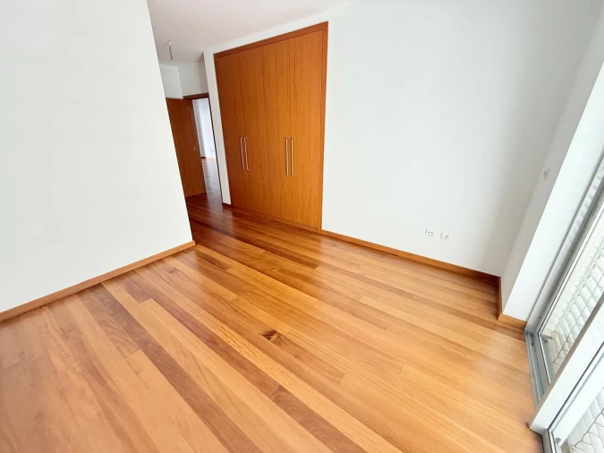 Apartamento T3 para Venda em São Martinho Foto 14