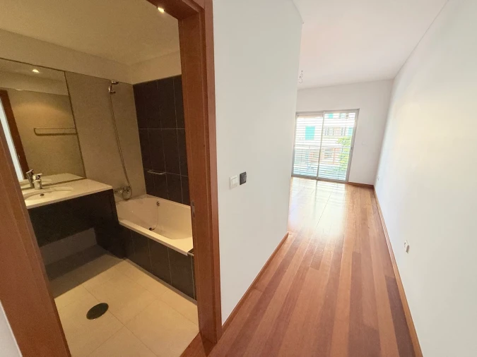 Apartamento T3 para Venda em São Martinho Foto 15