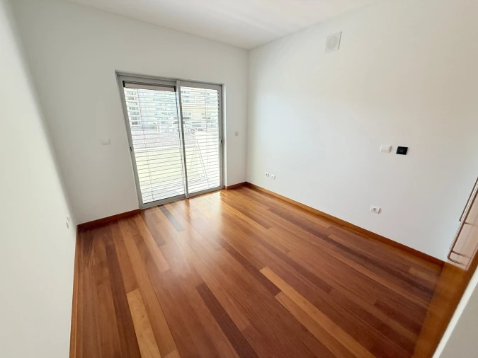 Apartamento T3 para Venda em São Martinho Foto 19