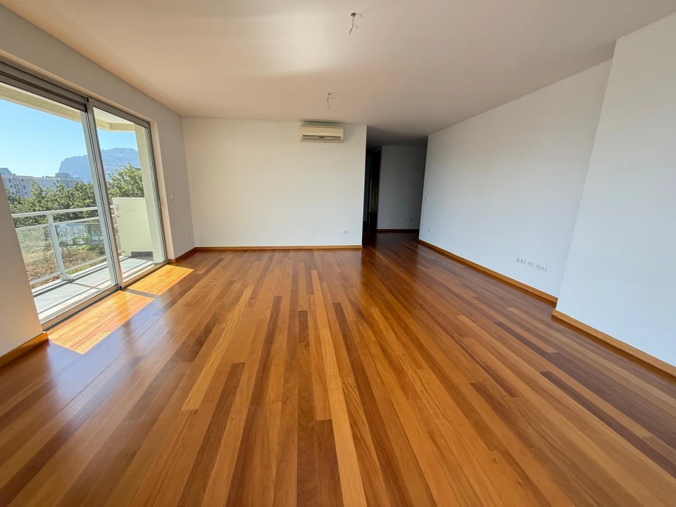 Apartamento T3 para Venda em São Martinho Foto 3